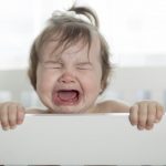 Исследования показывают, что если ваш ребенок «плачет», это не оказывает негативного влияния на развитие ребенка